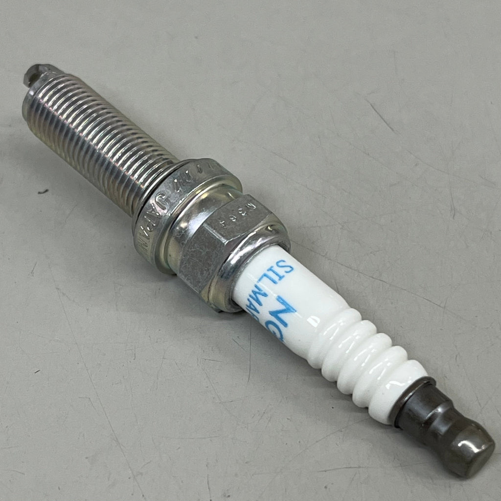 HONDA Spark Plug CRF250 R CRF250 RX CRF250RX CRF450L CRF450R OEM 31909-MEN-A31